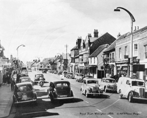 Broad Street, Wokingham in Berkshire c1950s