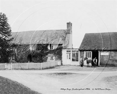 Picture of Berks - Finchampstead, Village Forge 1900s - N1657