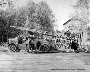 Wokingham Fire Engine attending a fire in Crowthorne in Berkshire c1938