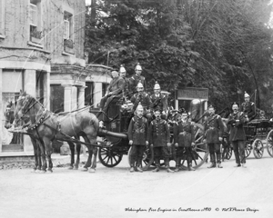 Wokingham Fire Brigade outside the Wellington Hotel in Dukes Ride, Crowthorne in Berkshire c1910s