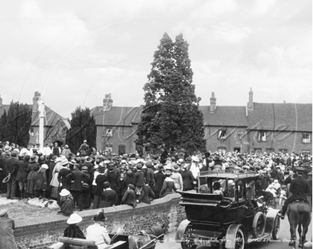 Picture of Berks - Wokingham, War Memorial, All Saints Church c1921 - N1749