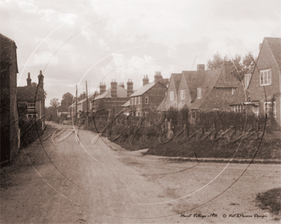 Picture of Berks - Hurst, The Village c1916 - N1804