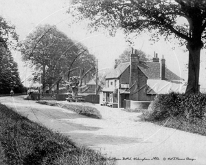 Ye Olde Leathern Bottel, Barkham Road, Wokingham in Berkshire c1910s