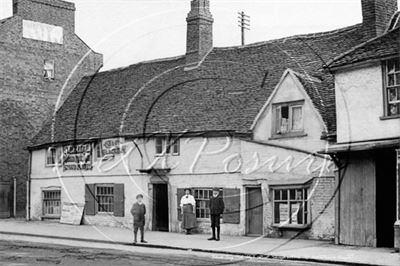 Picture of Berks - Slough, Black Boy Pub c1900s - N2189