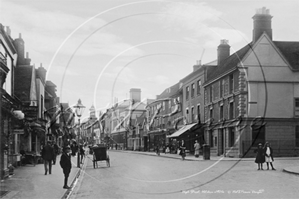 Picture of Herts - Hitchin, High Street c1900s - N2411