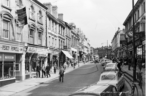 Picture of Kent - Tunbridge Wells, High Street c1958 - N2490