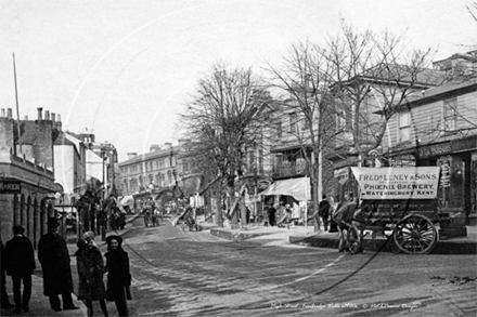 Picture of Kent - Tunbridge Wells, High Street c1900s - N2599