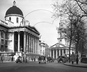 The National Gallery in Trafalgar Square in London c1930s