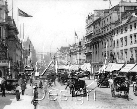 Horsedrawn carriages and early motor vehicles in London c1900s