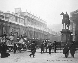 Pedestrians and horse-drawn traffic, London c1890s