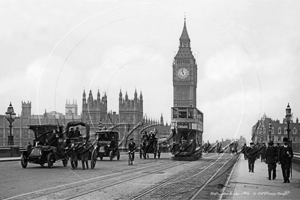 Westminster Bridge & Houses of Parliament in Central London c1910s