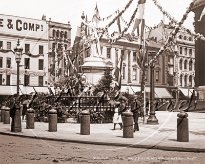 Picture of London - St Paul's Churchyard 1893 - N2124