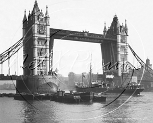 Picture of London - Tower Bridge c1900s - N2148