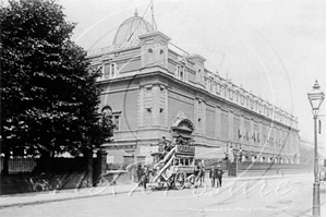 Picture of London - Madame Tussauds c1900s - N2314