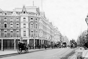 Oxford Street in Central London c1900s