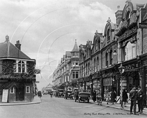 Picture of Surrey - Woking, Chertsey Road c1910s - N1915