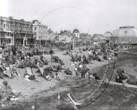 Picture of Sussex - Worthing Beach c1930s - N136