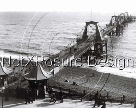 Picture of Sussex - Brighton, the Old Chain Pier c1890s - N182