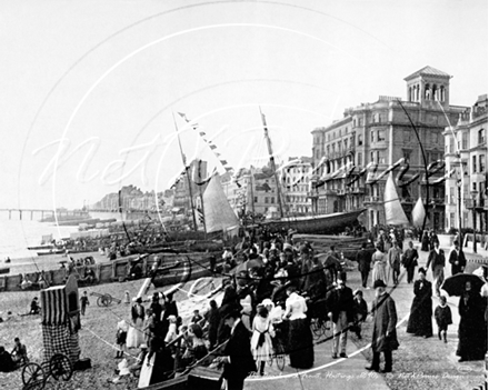 Picture of Sussex - Hastings, The Front c1890s - N1380