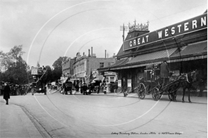 Picture of London, W - Ealing, Broadway Station c1900s - N2608