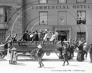 Picture of Cornwall - St Just, The Cornish Express Bus outside the Wellington Hotel in Market Square c1900s - N2673