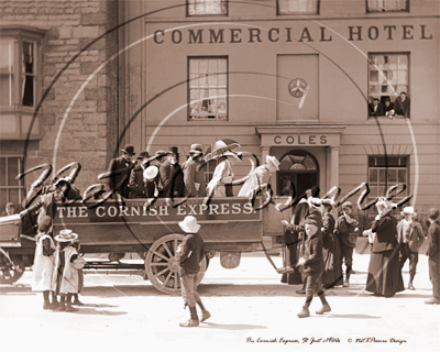 Picture of Cornwall - St Just, The Cornish Express Bus outside the Wellington Hotel in Market Square c1900s - N2673