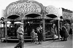 Picture of Devon - Crediton, Mono Railway, Fun Fair ride, c1930s - N2956