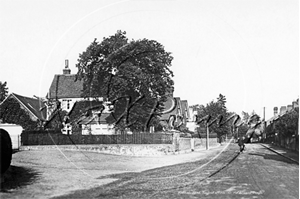 Picture of Berks - Twyford, Waltham Road c1900s - N2947