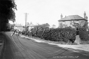 London Road, Binfield in Berkshire c1920s