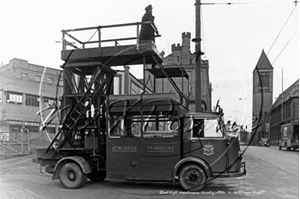 Picture of Warwicks - Coventry, Newcastle Transport Truck c1950s - N2982