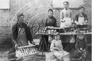 Picture of London Life - Starch Makers c1890s N2977