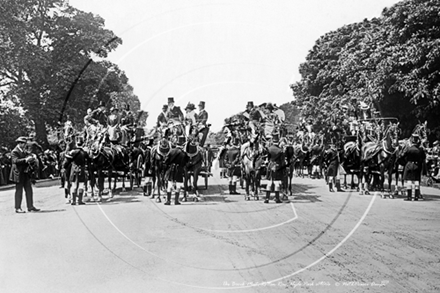 Picture of London - Hyde Park, Rotten Row, The Brook Meet c1900s - N3129