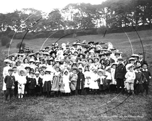 Picture of Misc - Kids, Victorian Group of Children c1890s - N644