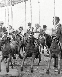 Picture of Misc - Funfair, Carousel And Children c1920s - N087