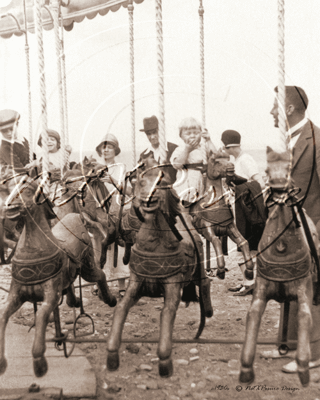 Picture of Misc - Funfair, Carousel And Children c1920s - N087