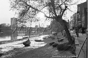 Picture of Surrey - Kew, Strand On The Green c1951 - N3191
