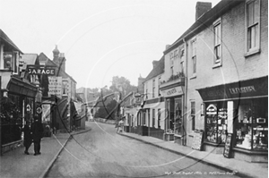 Picture of Surrey - Bagshot, High Street c1910s - N3193