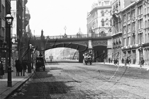 Farringdon Street and Holborn Viaduct in The City of London c1890s