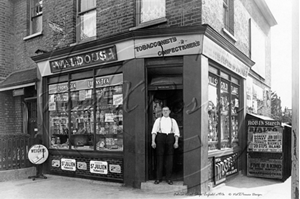 Picture of London, N - Enfield, Falmer Road Shop c1910s - N3437