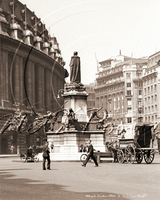 The Aldwych and Strand in London c1930s