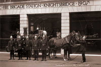 Horse Drawn Steam Engine along with Knightsbridge Fire Brigade in South West London c1913