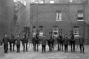 London Fire Brigade, Bishopsgate Fire Station, Firemen with Horses in the City of London 5th September 1909