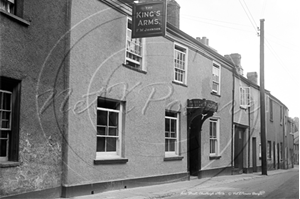 Picture of Devon - Chudleigh, Fore Street, Kings Arms c1920s - N3567