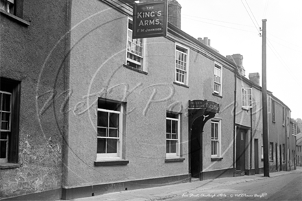 Picture of Devon - Chudleigh, Fore Street, Kings Arms c1920s - N3567