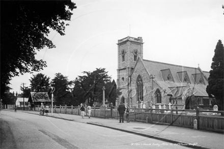 Picture of Berks - Earley, Church Road, St Peters Church c1960s - N3718