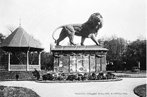 Picture of Berks - Reading, Forbury Park with Maiwand Lion c1900s - N3809