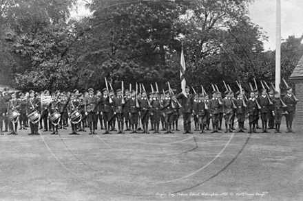 Picture of Berks - Wokingham, Palmer School, Empire Day, The Guard of Honour for the Flag c1912 - N3786