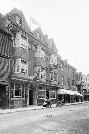 Picture of Wilts - Salisbury, High Street, Crown Hotel c1900s - N3849