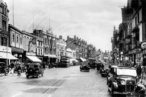 Broad Street, Reading in Berkshire c1920s