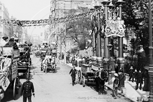 Picture of London - Piccadilly, by The Ritz c1890s - N4226